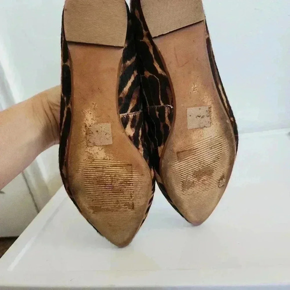 Madewell leopard print cow hide leather pointy toe flats - Picture 9 of 9